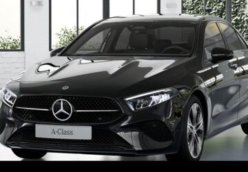 Mercedes-Benz A 180 9.900 km 35.790 &euro; Frankfurt 60488
