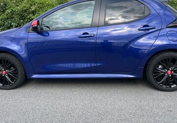 Toyota Yaris 58.000 km 18.990 &euro; Frankfurt am Main 65933