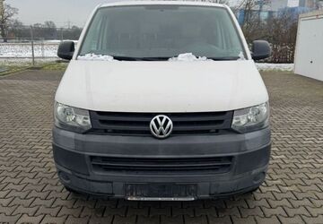 VW T5 Transporter 252.000 km 7.200 &euro; Hanau 63457