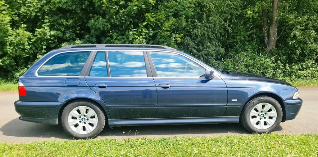 BMW 520 221.000 km 9.500 &euro; Hanau 63450