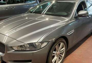 Jaguar XE 156.000 km 8.990 &euro; Frankfurt 65933