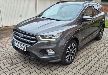 Ford Kuga 130.000 km 15.800 &euro; Frankfurt am Main 65933