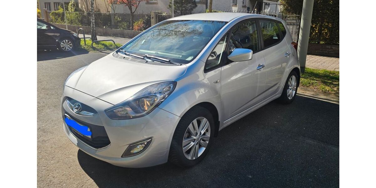 Hyundai ix20 89.000 km 9.800 &euro; Frankfurt 60596