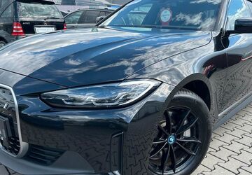 BMW i4 96.000 km 29.990 &euro; Babenhausen 64832