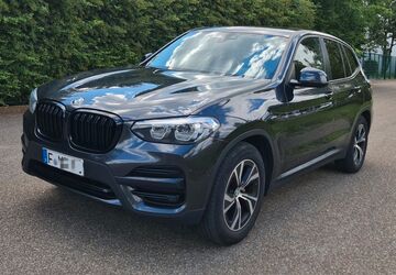 BMW X3 166.918 km 22.700 &euro; Frankfurt am Main 65934