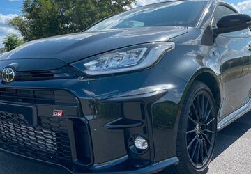 Toyota Yaris 29.400 km 33.950 &euro; Nidderau 61130