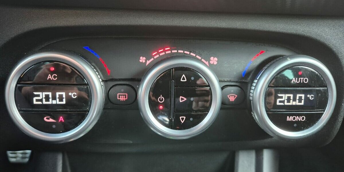 Alfa Romeo Giulietta Sport Navigation, Klima, Einparkhilfe 89.100 km 11.690 &euro; Rodgau 63110