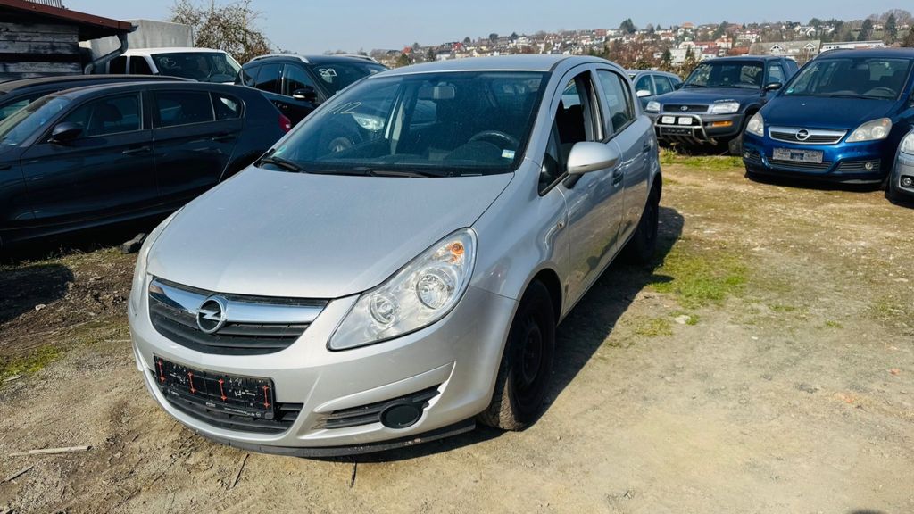 Opel Corsa 195.000 km 1.800 &euro; Büdingen 63654