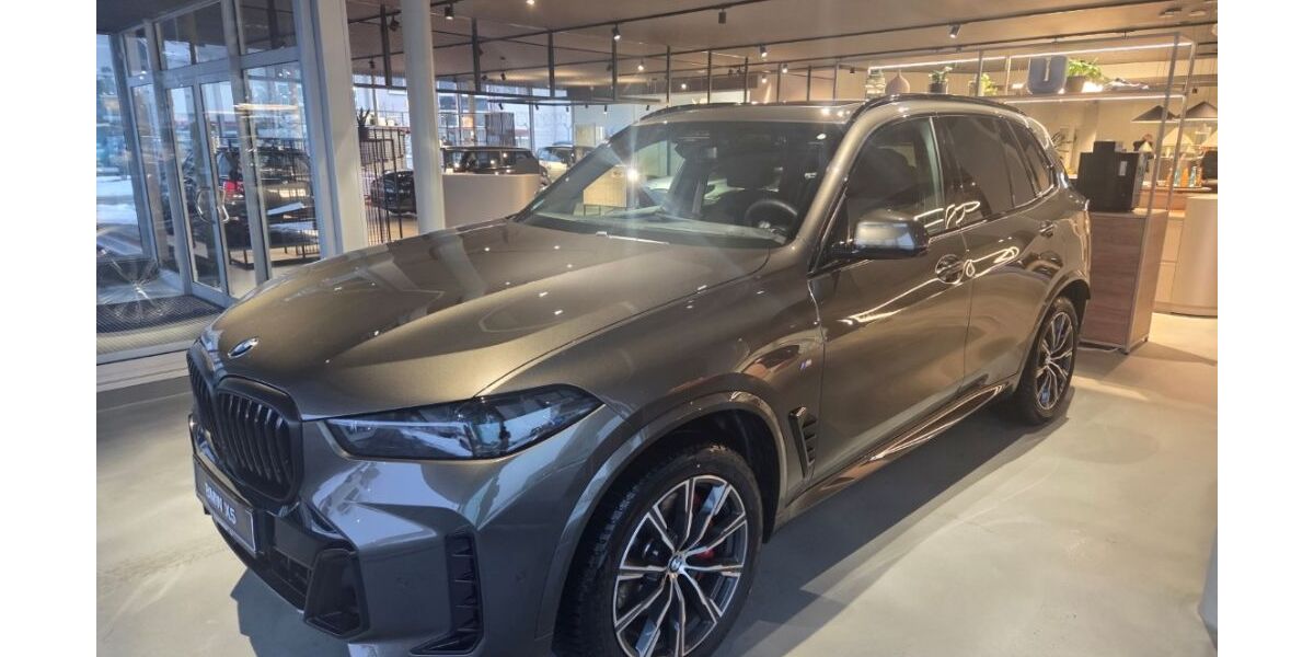 BMW X5 10.838 km 117.199 &euro; Hainburg 63512