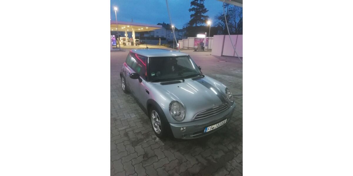 Mini ONE 161.000 km 2.600 &euro; Friedberg 61169