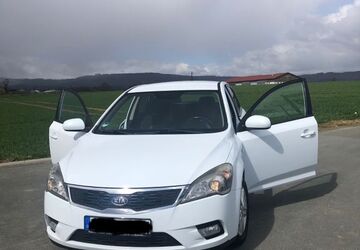 Kia ceed / Ceed 185.000 km 3.300 &euro; Frankfurt am Main 60437