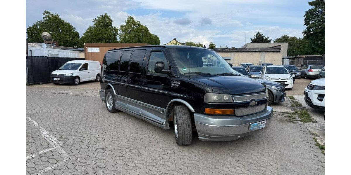Chevrolet Express 186.500 km 28.100 &euro; Offenbach 63069
