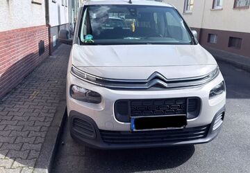 Citroen Berlingo 90.000 km 10.300 &euro; Dreieich 63303