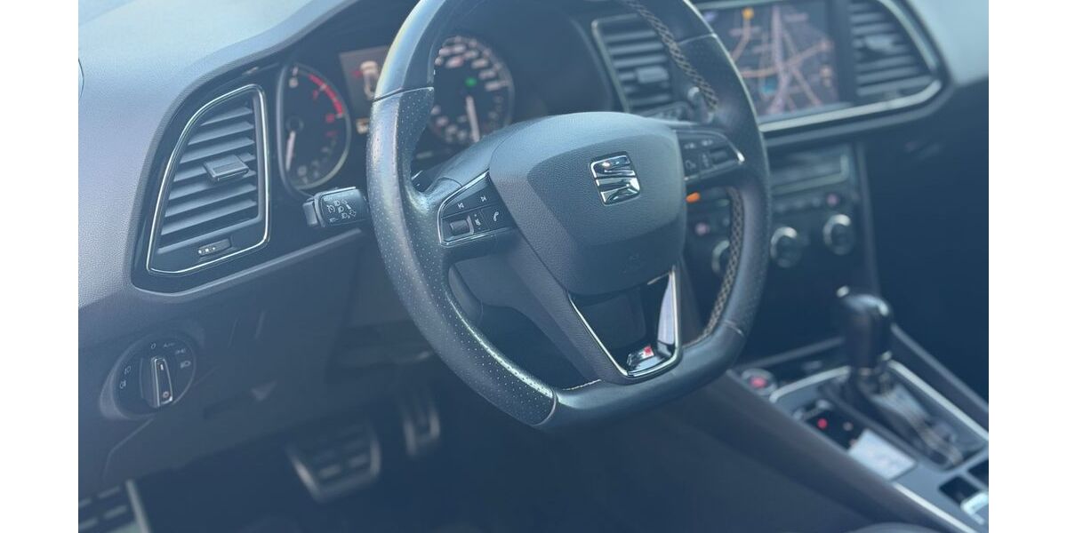 Seat Leon 99.800 km 21.890 &euro; Aschaffenburg 63741