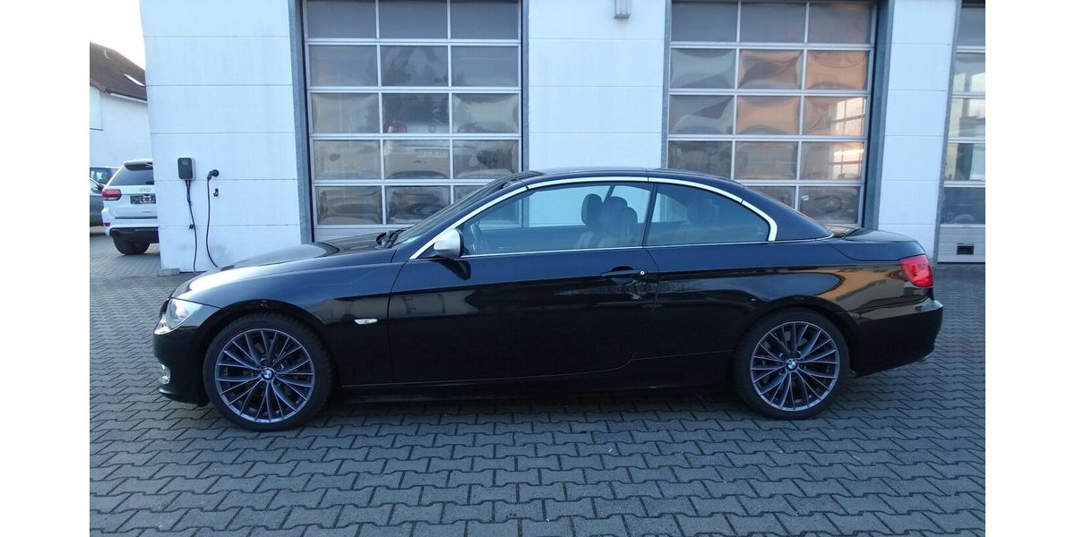 BMW 325d Cabrio Automatik, Navi, Leder, Sitzheizung 205.847 km 12.890 &euro; Rodgau 63110