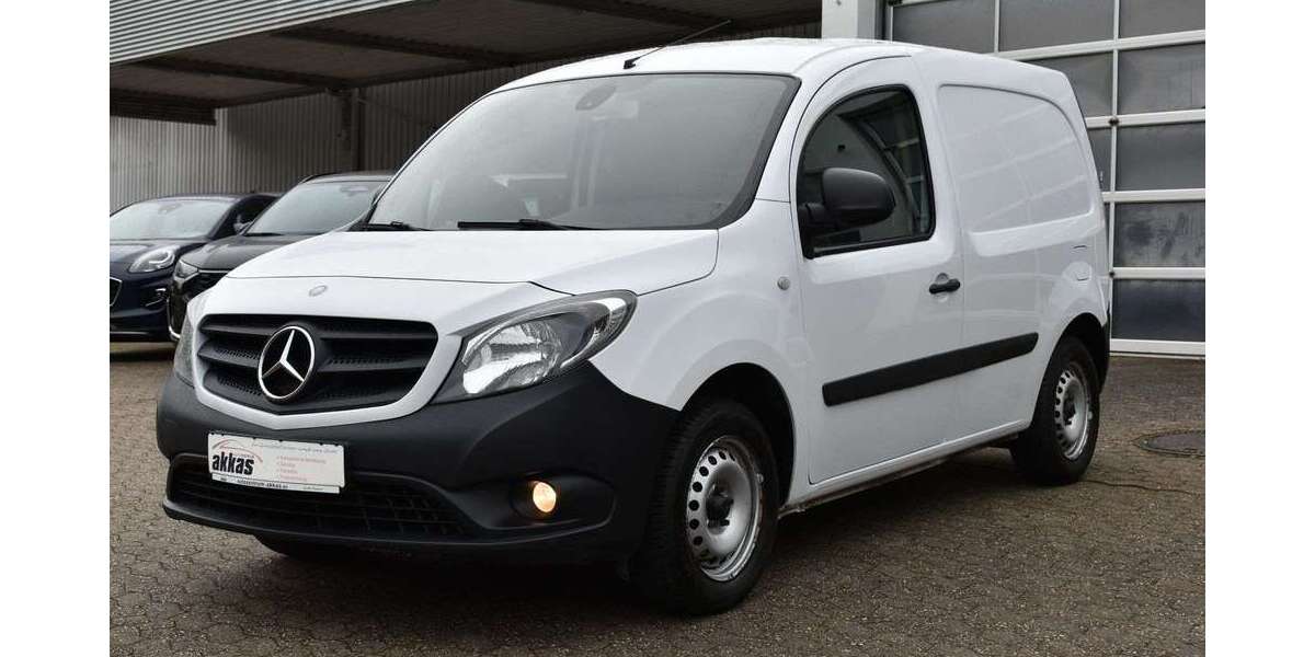 Mercedes-Benz Citan 179.000 km 8.900 &euro; Bad Vilbel 61118
