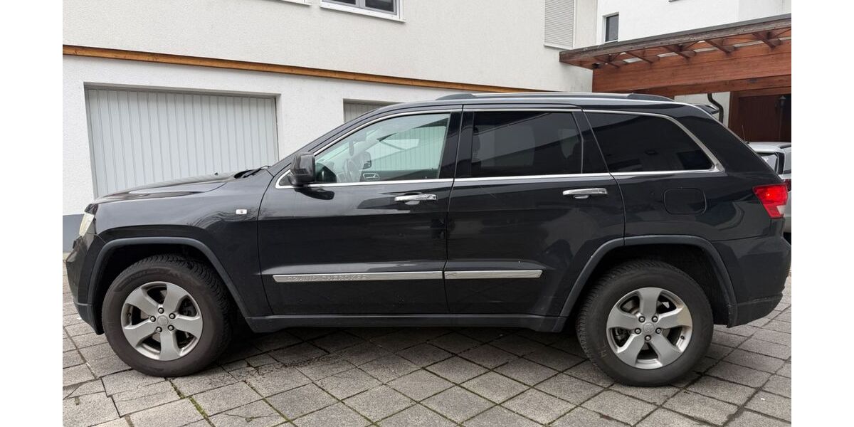 Jeep Grand Cherokee 196.700 km 8.950 &euro; Eppertshausen 64859