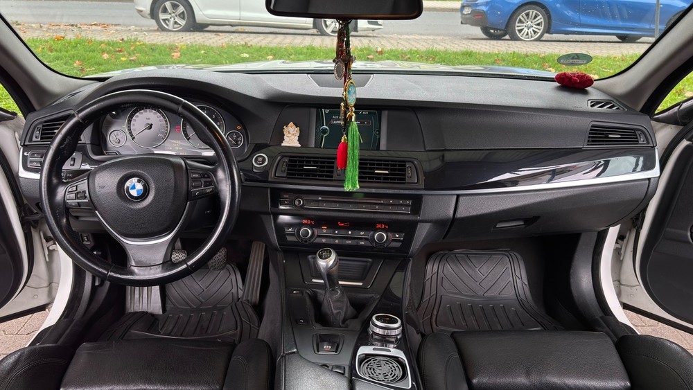 BMW 523 229.000 km 10.000 &euro; Frankfurt am Main 60311