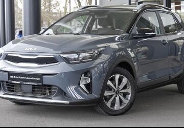 Kia Stonic 69.490 km 14.789 &euro; Aschaffenburg 63741
