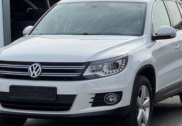 VW Tiguan 168.561 km 7.999 &euro; Offenbach am Main 63075