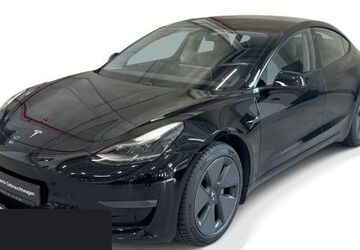 Tesla Model 3 84.501 km 26.800 &euro; Hanau 63457