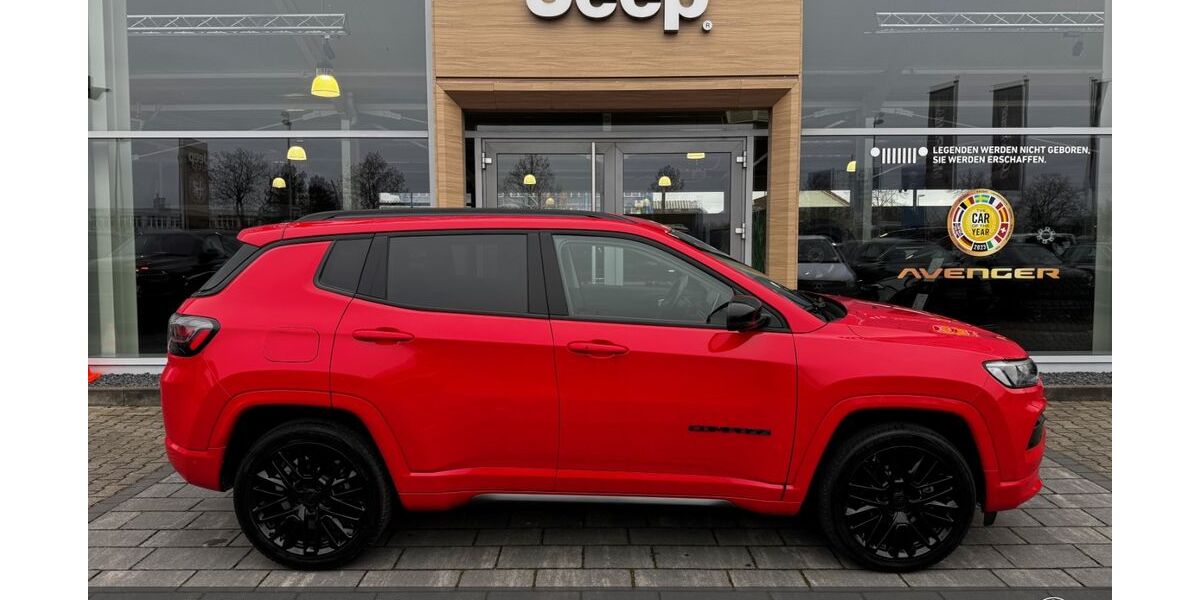 Jeep Compass 21.200 km 23.444 &euro; Aschaffenburg 63741