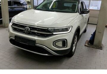 VW T-Roc 41.083 km 22.350 &euro; Frankfurt 60326