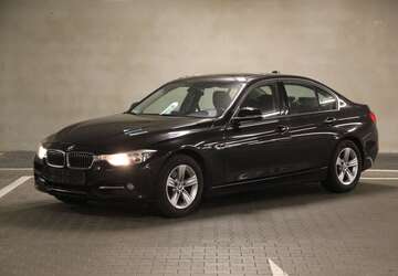 BMW 320 227.000 km 7.950 &euro; Friedrichsdorf 61381