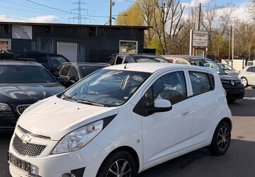 Chevrolet Spark 78.449 km 4.999 &euro; Frankfurt am Main 60486