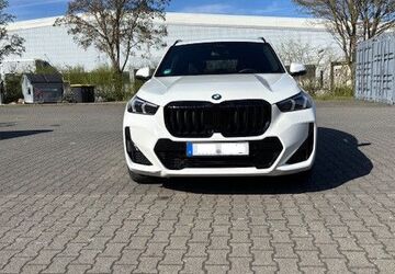 BMW X1 10.500 km 42.300 &euro; Sulzbach 65843