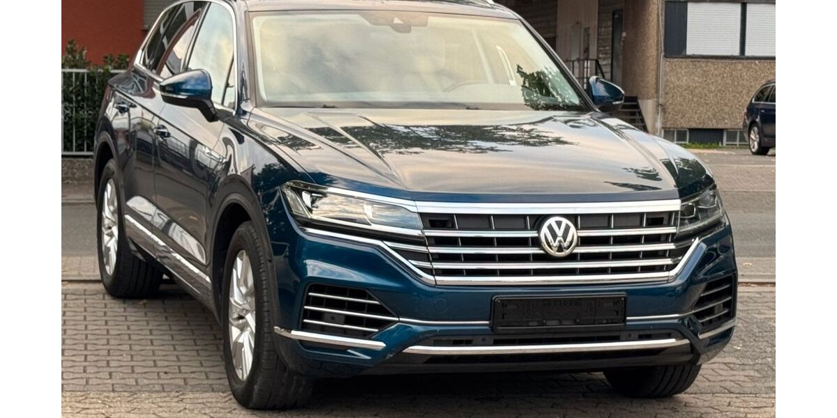 VW Touareg 155.700 km 36.500 &euro; Frankfurt am Main 65933