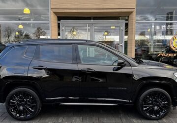 Jeep Compass 11.617 km 26.490 &euro; Aschaffenburg 63741