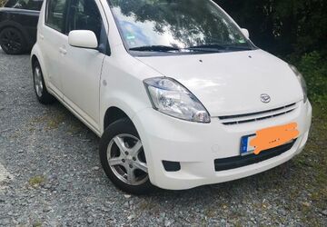 Daihatsu Sirion 177.000 km 999 &euro; Frankfurt am Main 65936