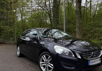 Volvo V60 189.816 km 10.200 &euro; Langen 63225