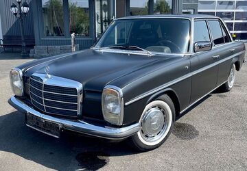 Mercedes-Benz 230 207.000 km 11.990 &euro; Maintal 63477