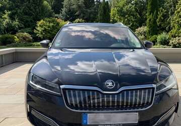 Skoda Superb 95.000 km 17.500 &euro; Hanau 63456