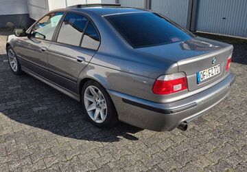 BMW 530 308.000 km 7.400 &euro; Obertshausen 63179