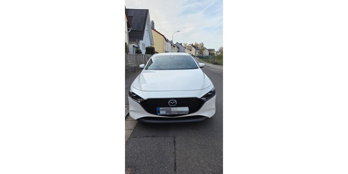 Mazda 3 51.000 km 16.000 &euro; Rodgau 63110