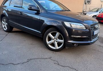 Audi Q7 278.000 km 7.900 &euro; FRANKFURT 65933