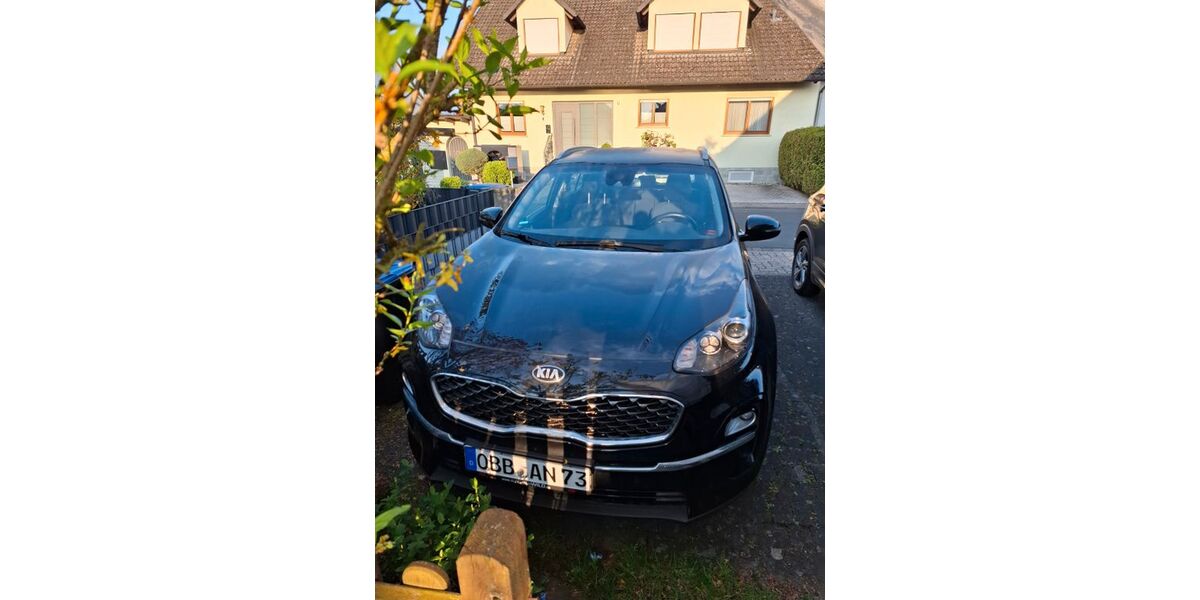 Kia Sportage 80.000 km 17.700 &euro; Niedernberg 63843