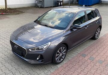 Hyundai i30 133.000 km 10.490 &euro; Frankfurt am Main 60389