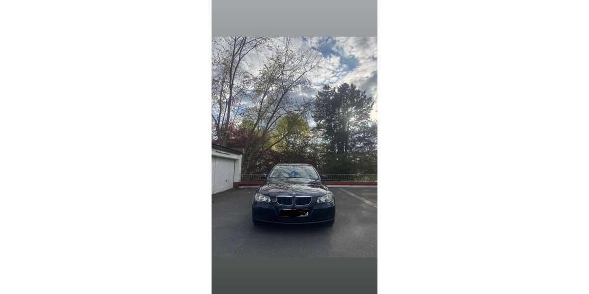 BMW 320 137.000 km 4.950 &euro; Rodgau 63110