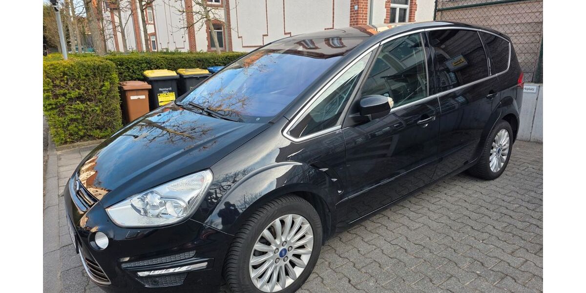 Ford S-Max 212.064 km 5.500 &euro; Kelsterbach 65451
