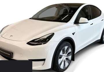 Tesla Model Y 32.573 km 32.600 &euro; Hanau 63457